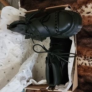TEMPERLEY DOC MARTENS
